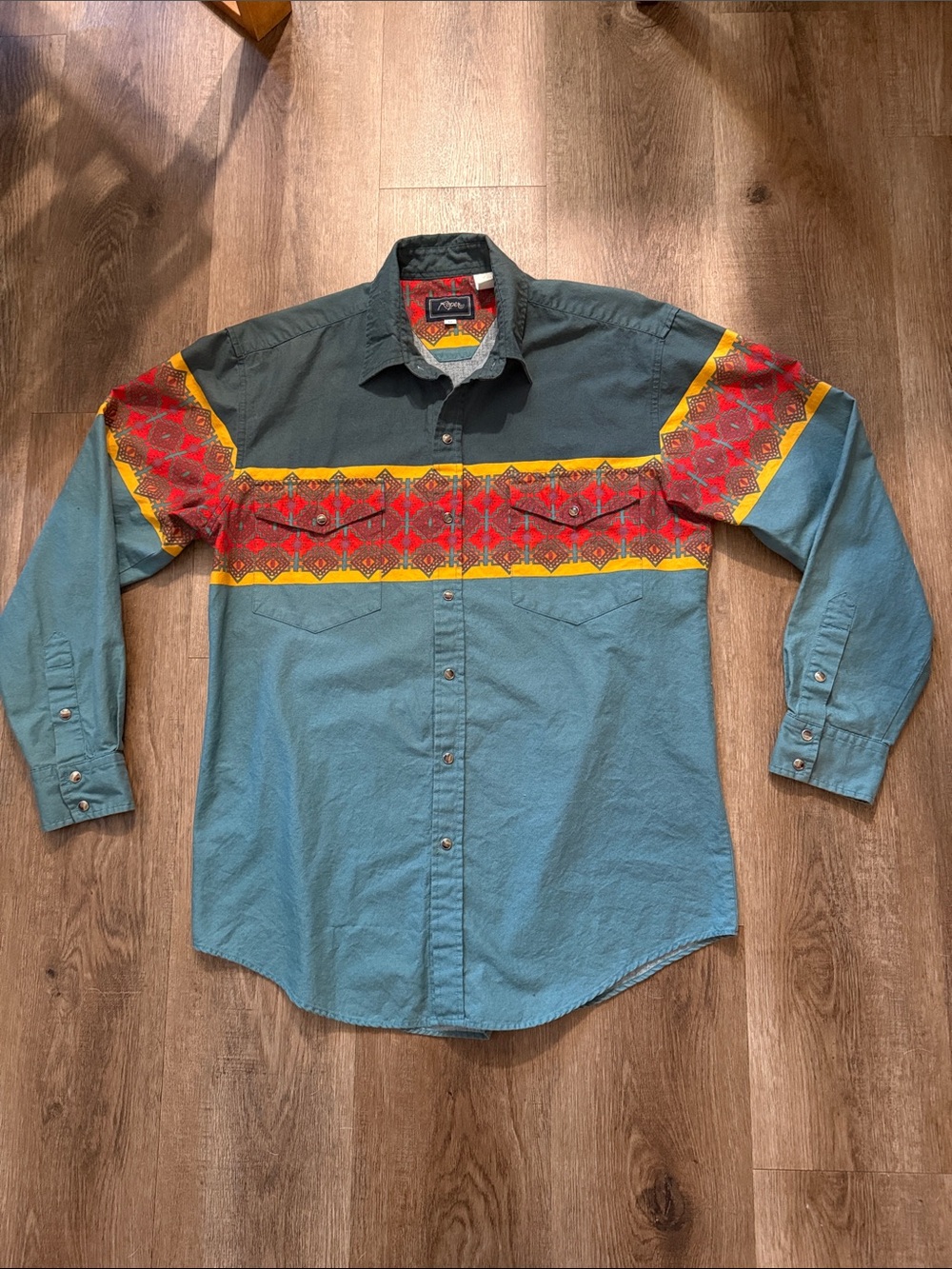 Roper Vintage Pearl Snap Button Down Shirt Size M